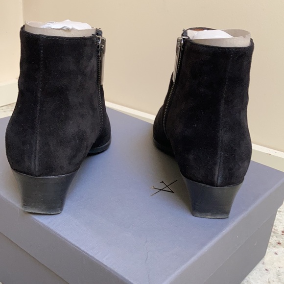 Aquatalia weatherproof booties almost new - Picture 3 of 9